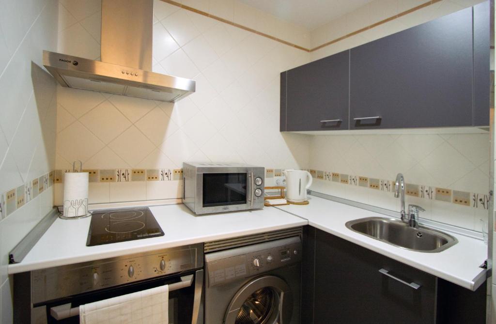Apartamentos Mariscal Σεβίλλη Δωμάτιο φωτογραφία